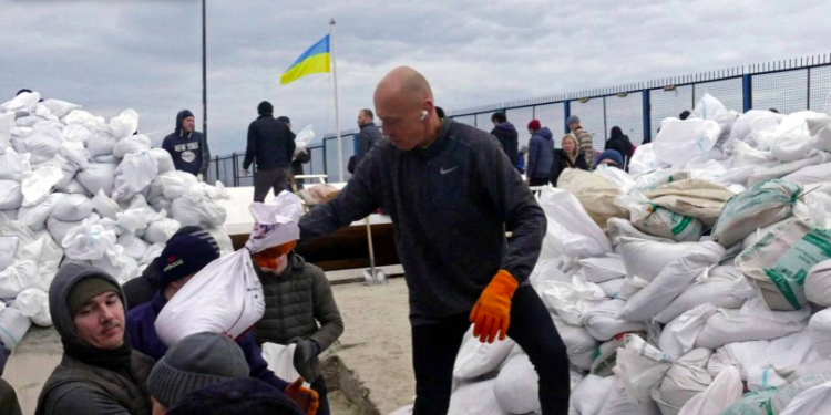 Япон Украинд зэвсэг нийлүүлнэ