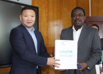 Хүүхдийн сангийн суурин төлөөлөгч ноён Еваристе Коуасси Комланыг хүлээн авч уулзлаа