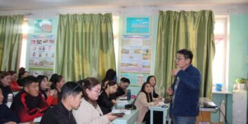 Багш нар заах арга, ур чадвараа дээшлүүлэх сургалтад хамрагдлаа